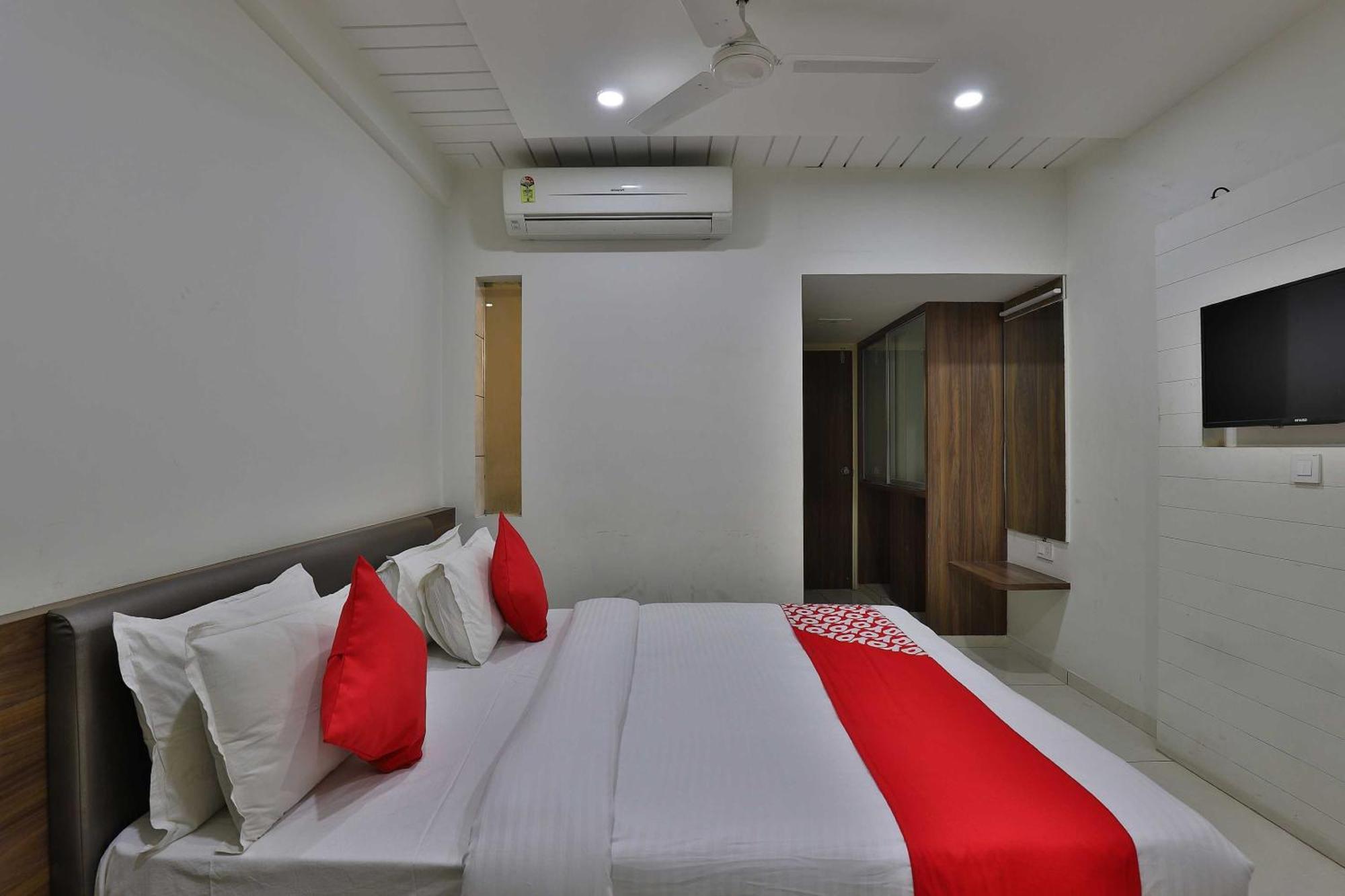 Collection O Hotel Panchsheel Vadodara Ngoại thất bức ảnh