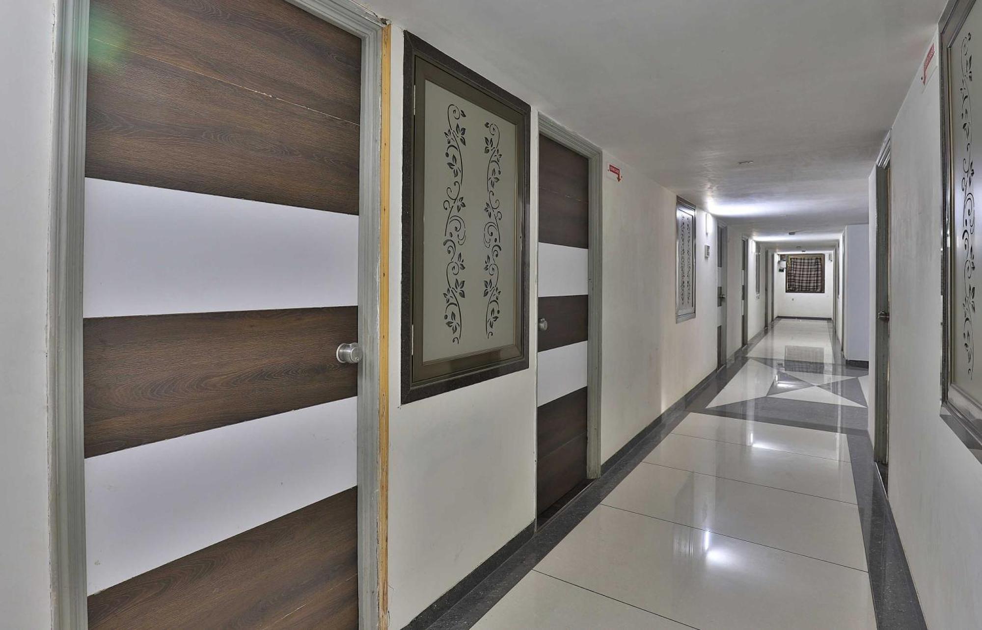 Collection O Hotel Panchsheel Vadodara Ngoại thất bức ảnh