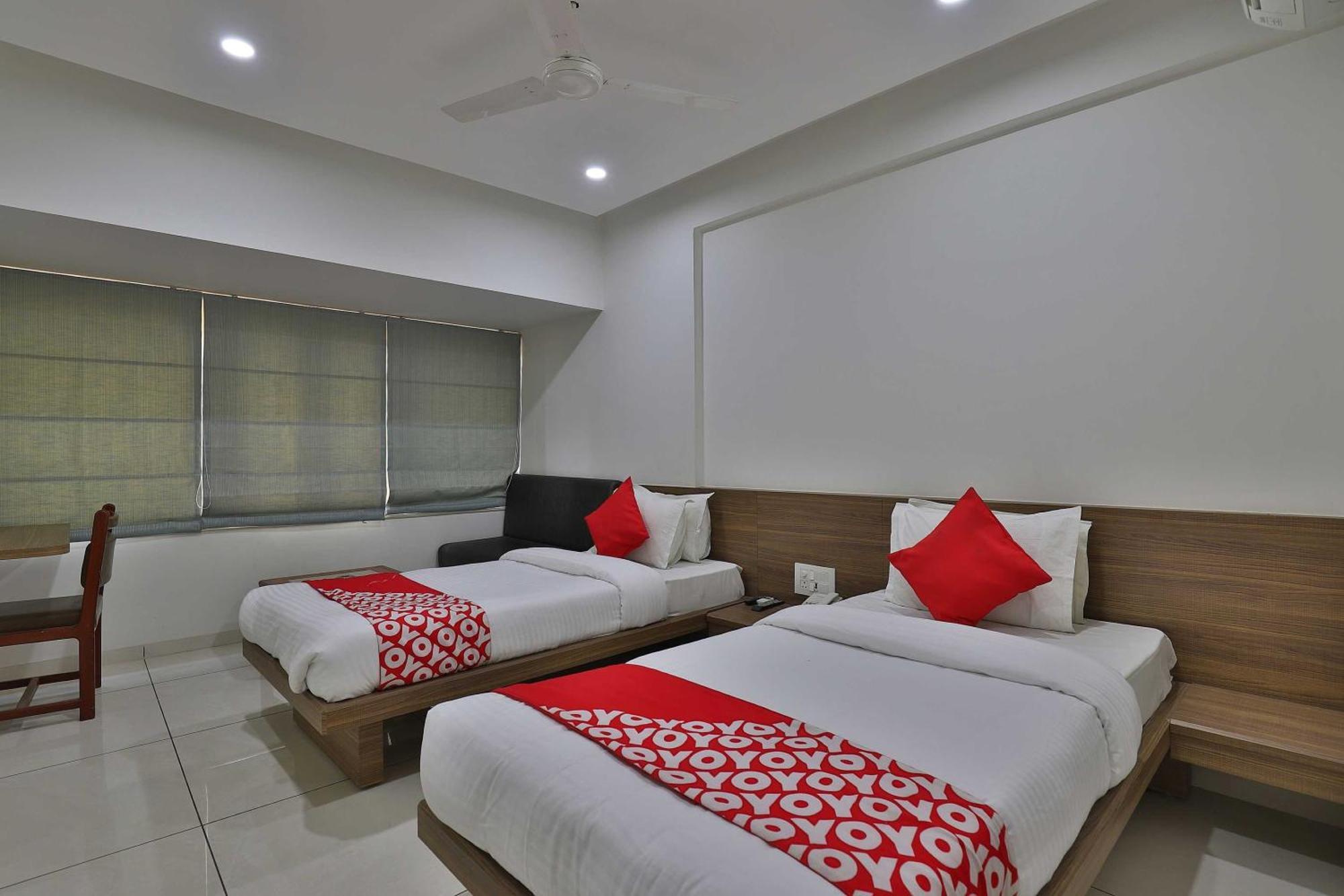 Collection O Hotel Panchsheel Vadodara Ngoại thất bức ảnh